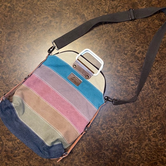 SNUG STAR Canvas Striped CrossBody Shoulder Bag/Purse/Backpack - Picture 2 of 8